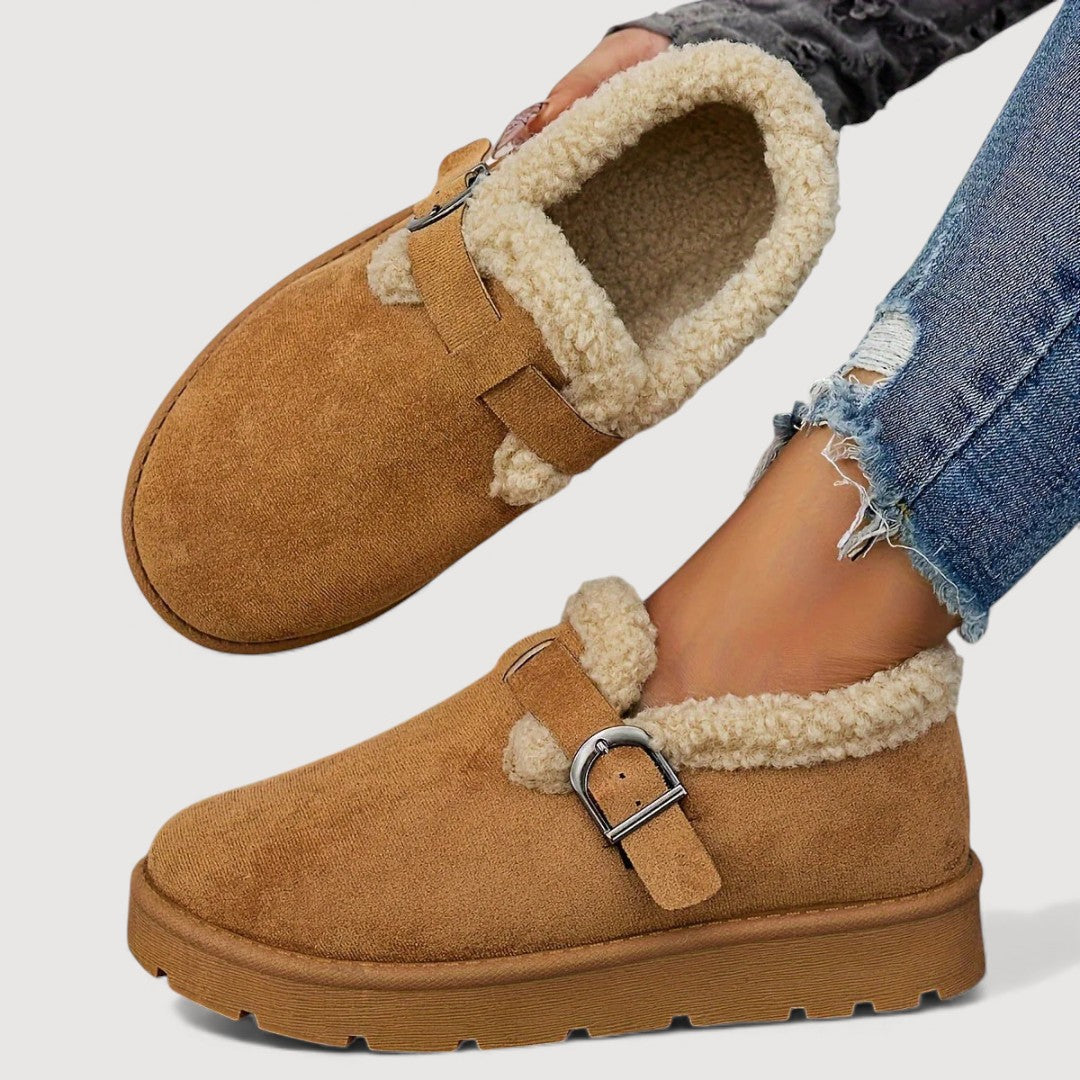 AUVIRA – COMFORTABLE BUCKLE CLOGS