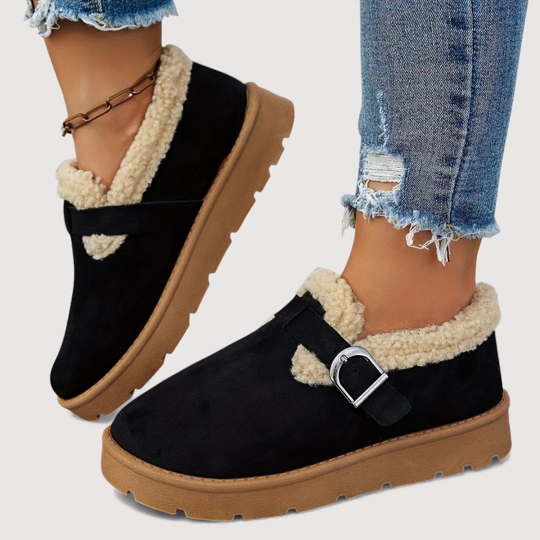 AUVIRA – COMFORTABLE BUCKLE CLOGS