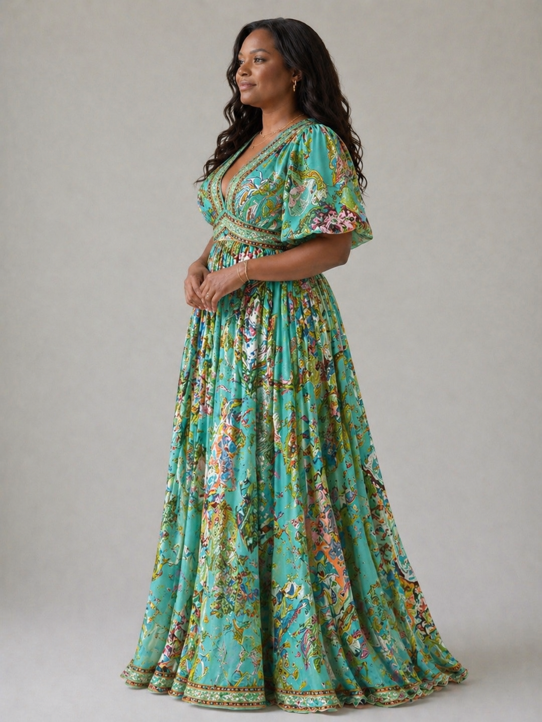 Hayes & Tate™ | Airy maxi dress with puff sleeves and V-neck