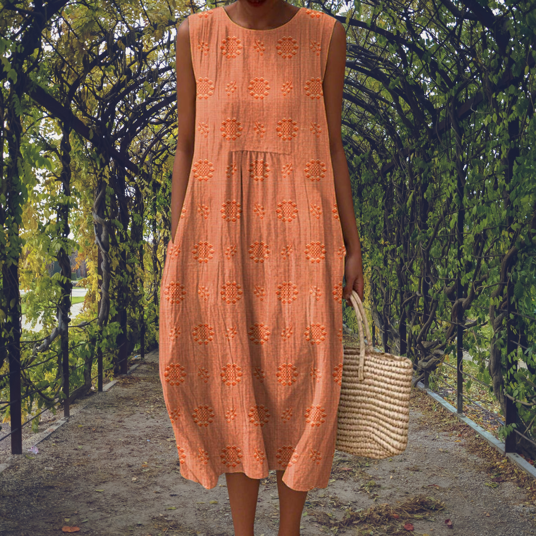 Kira | Elegant sleeveless dress with pockets