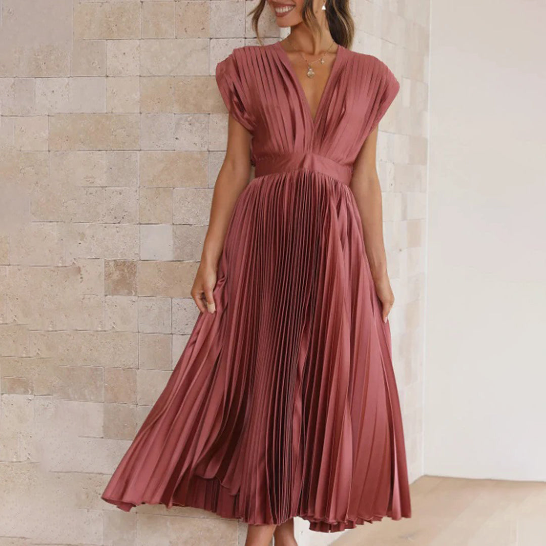 Hayes & Tate™ | Timeless Pleated Midi Dress
