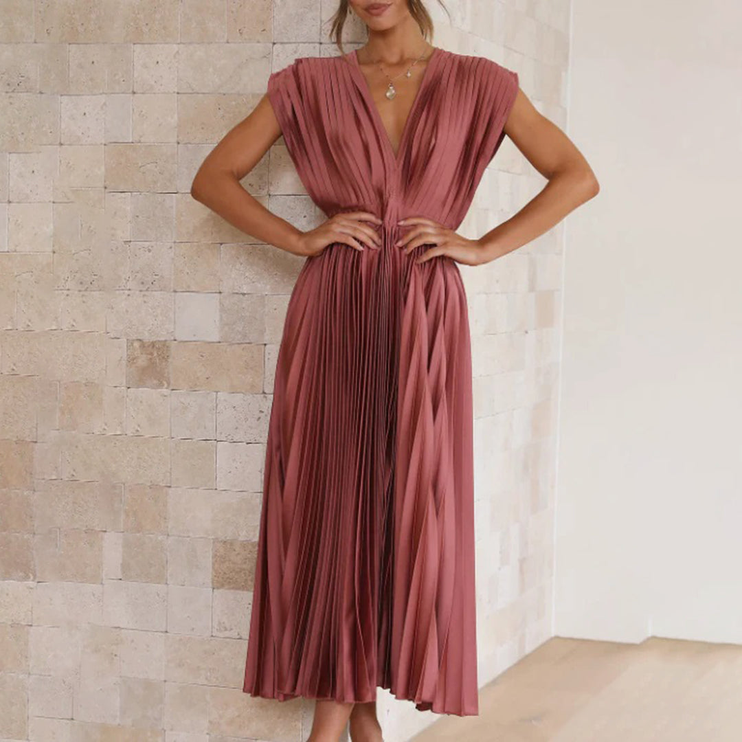 Hayes & Tate™ | Timeless Pleated Midi Dress