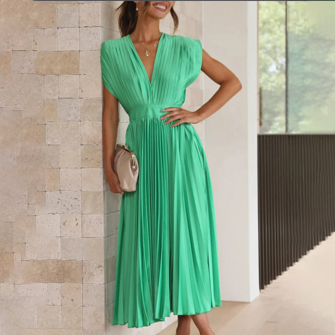 Hayes & Tate™ | Timeless Pleated Midi Dress