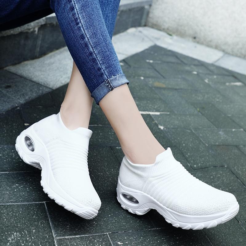 PREMIUM SNEAKERS WITH ARCH SUPPORT 2026