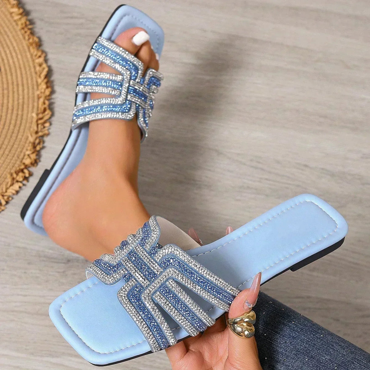 Amarai | Slide Sandals