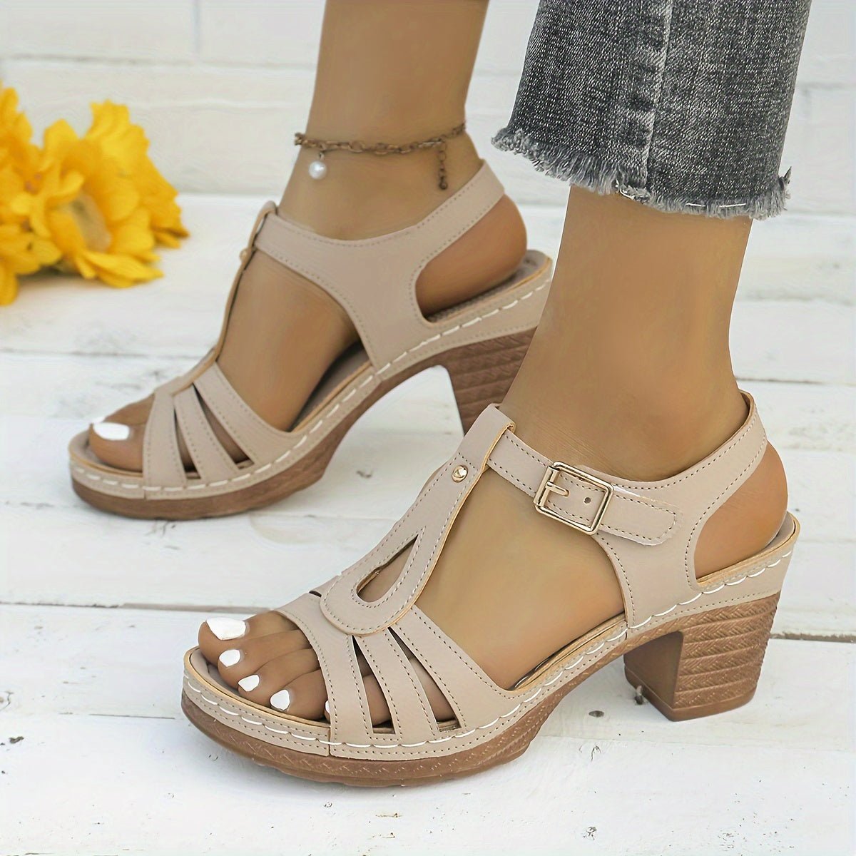 Celiora | Classic Sandals