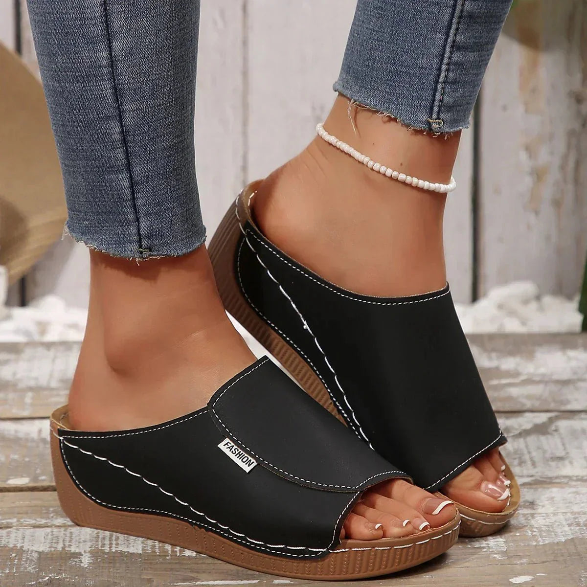 Elvoria | Slip-On Sandals