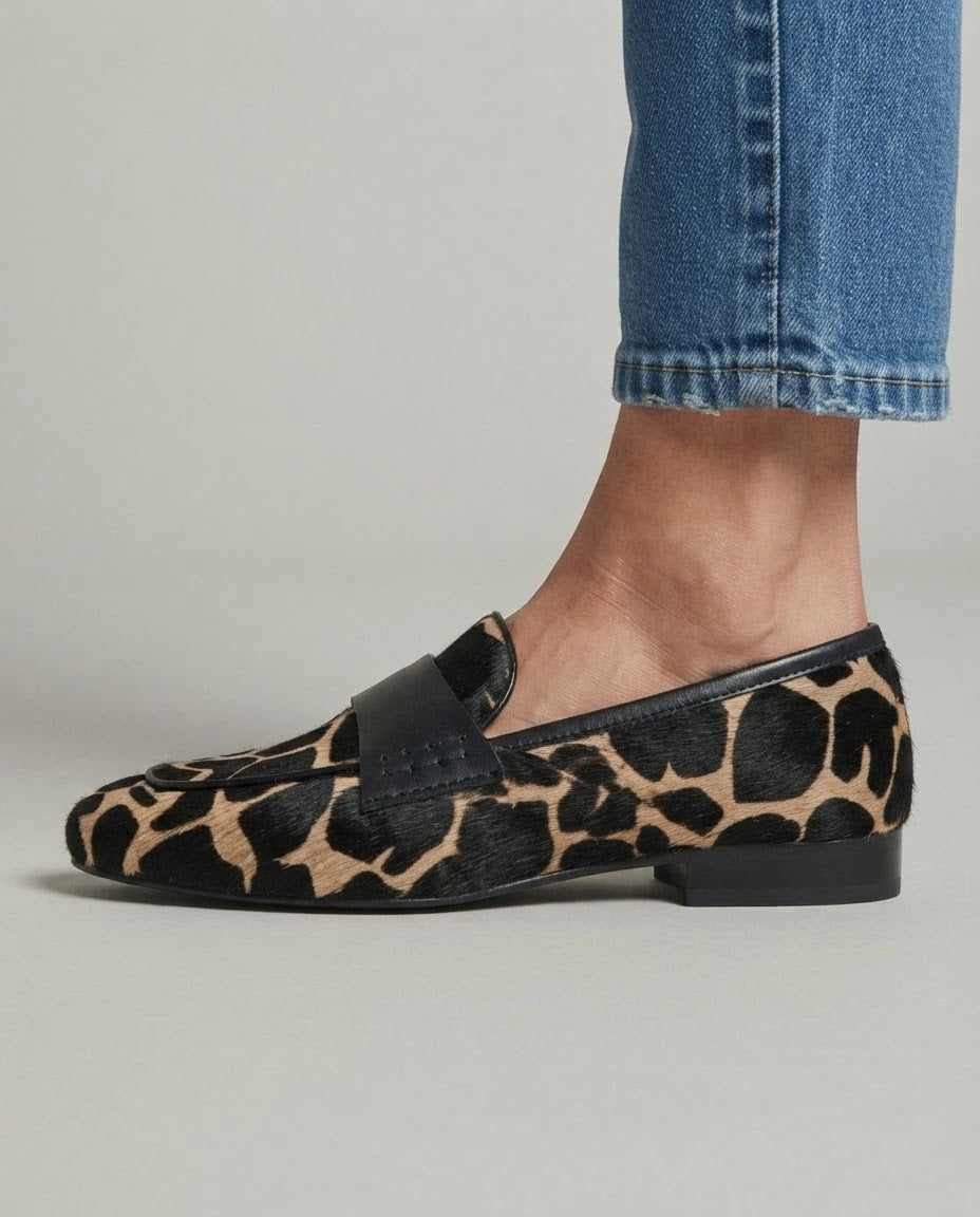 Giulia Loafers — Apricot Giraffe Print