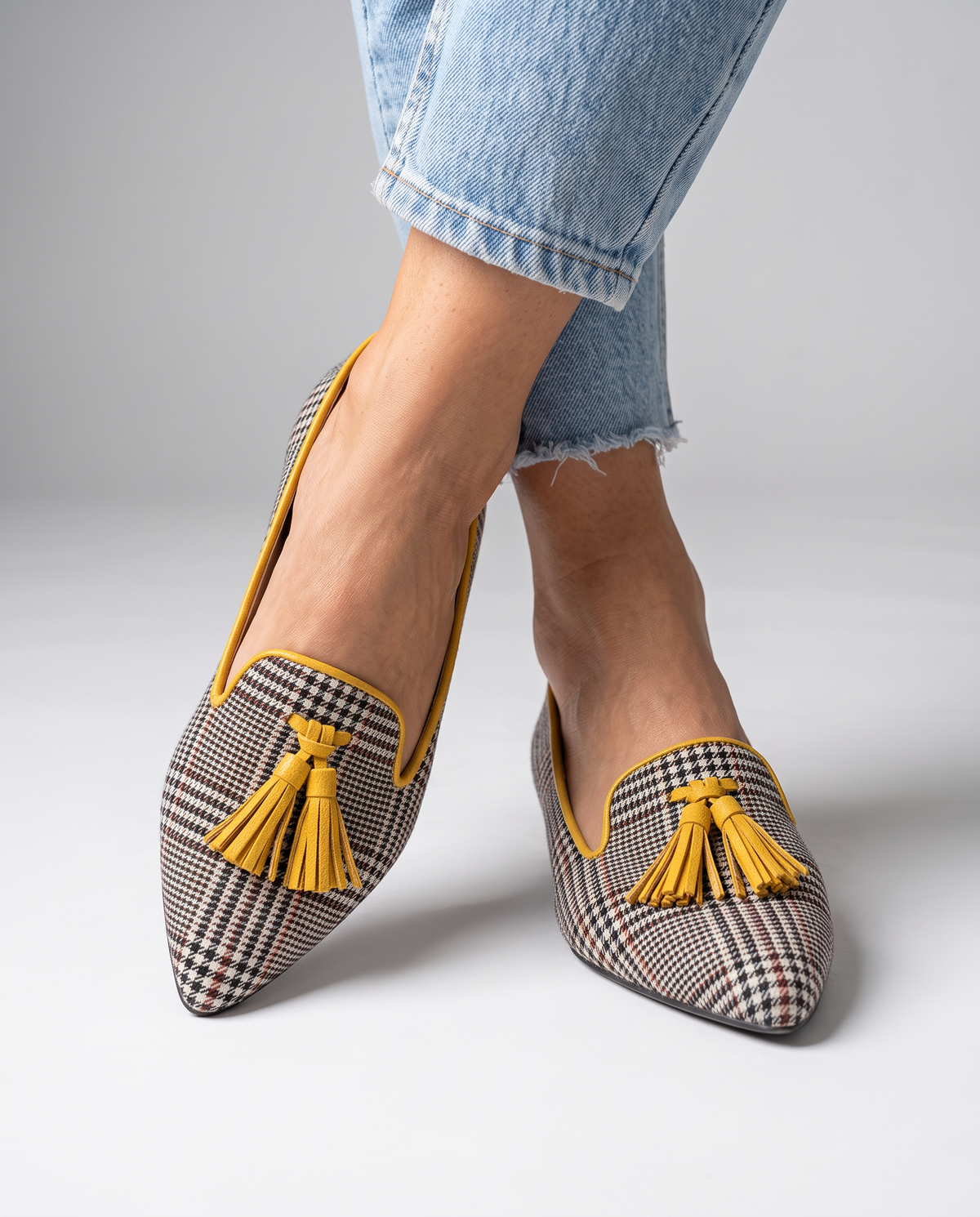 Livia | Pointed-Toe Slip-On Flats