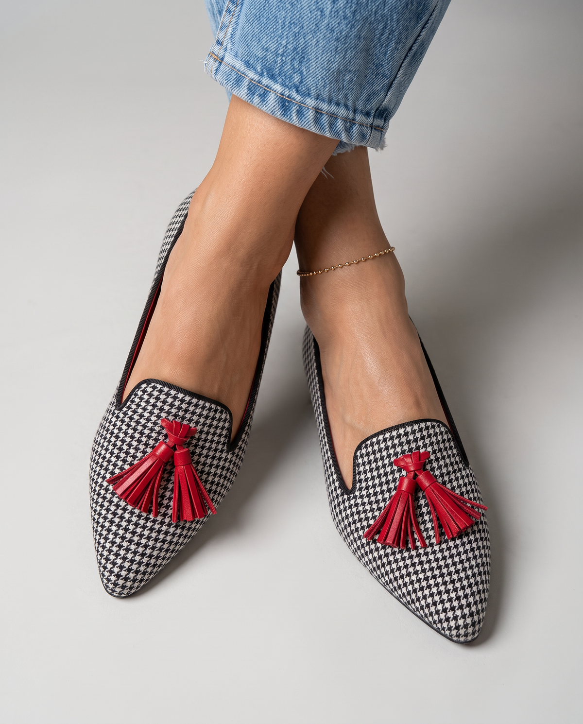 Livia | Pointed-Toe Slip-On Flats