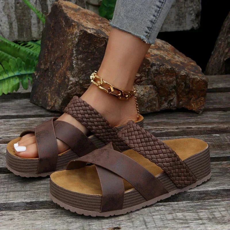 Seranova | Orthopedic Sandals