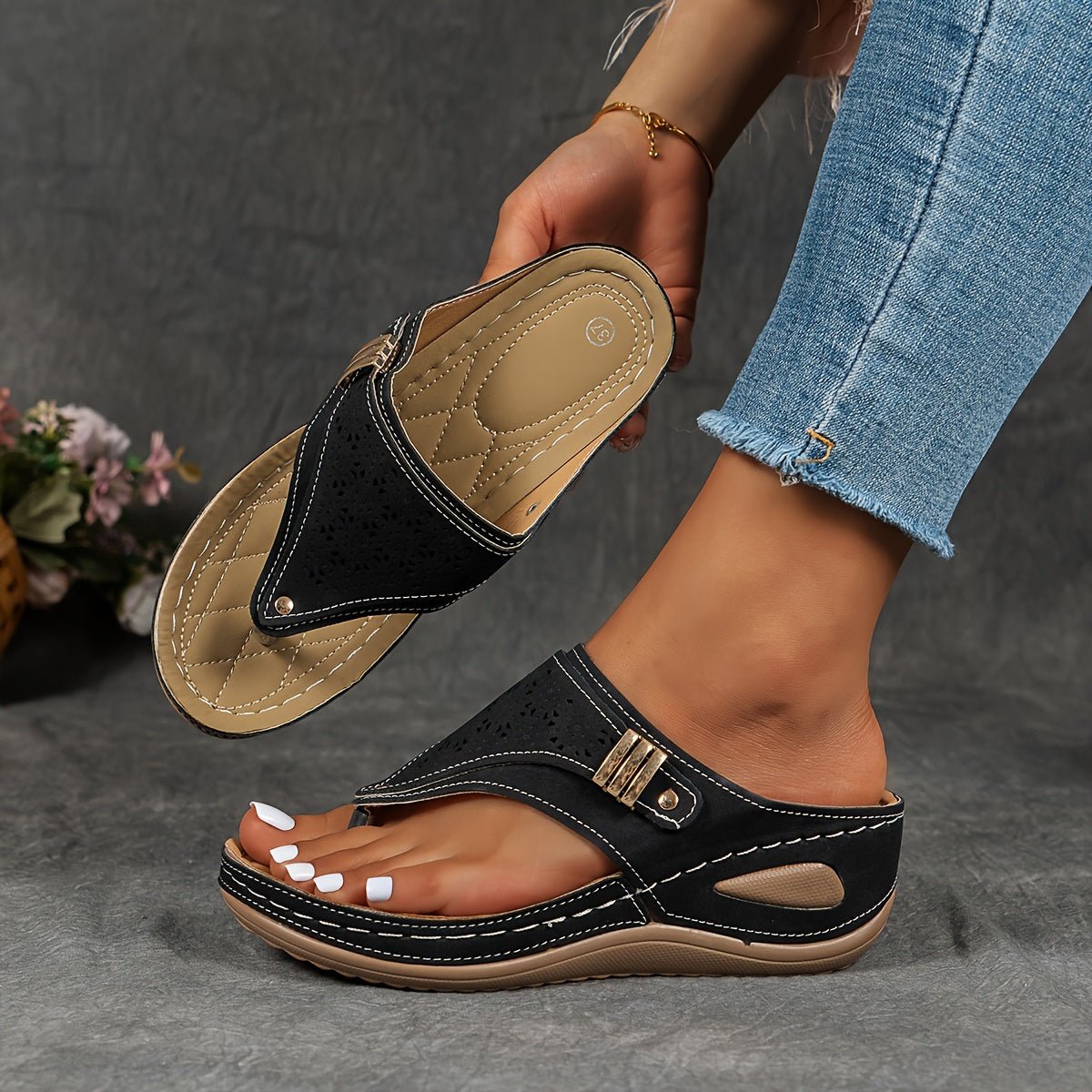 Vona | Orthopedic Sandals