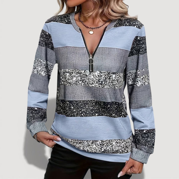 RYLIE – COMFORTABLE ZIP-UP SWEATER