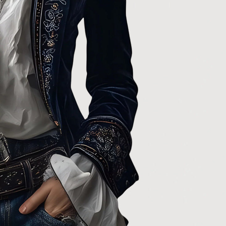 LYDIA – ELEGANT VELVET BLAZER
