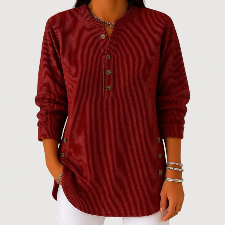 ANIKA – COMFY BUTTON-UP TOP