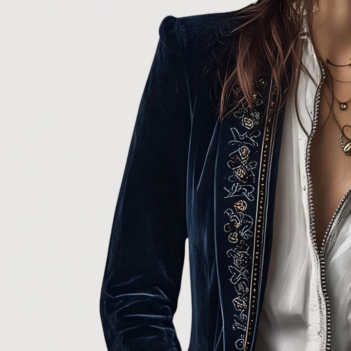 LYDIA – ELEGANT VELVET BLAZER