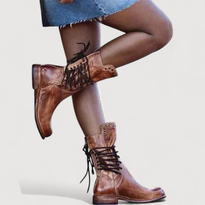MAREN – WESTERN LACE-UP BOOTIES