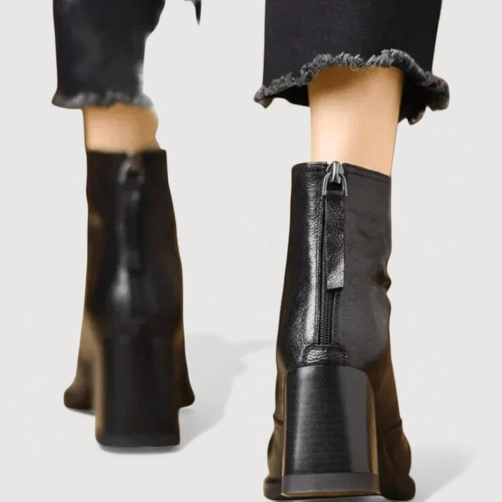 Laraine – Chic Ankle Boots