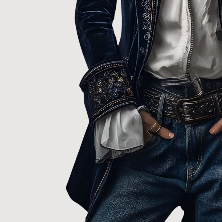 LYDIA – ELEGANT VELVET BLAZER