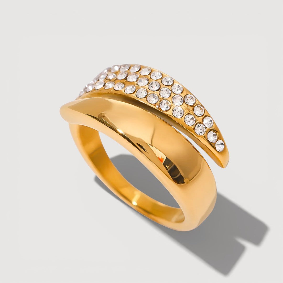 MARIE – STYLISH PAVÉ RING