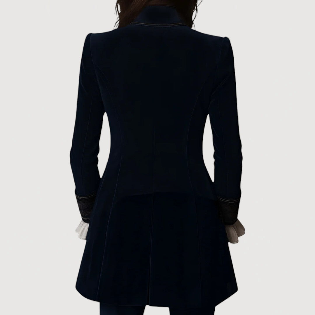 LYDIA – ELEGANT VELVET BLAZER