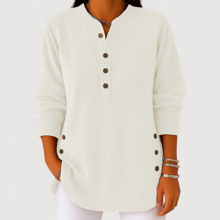 ANIKA – COMFY BUTTON-UP TOP