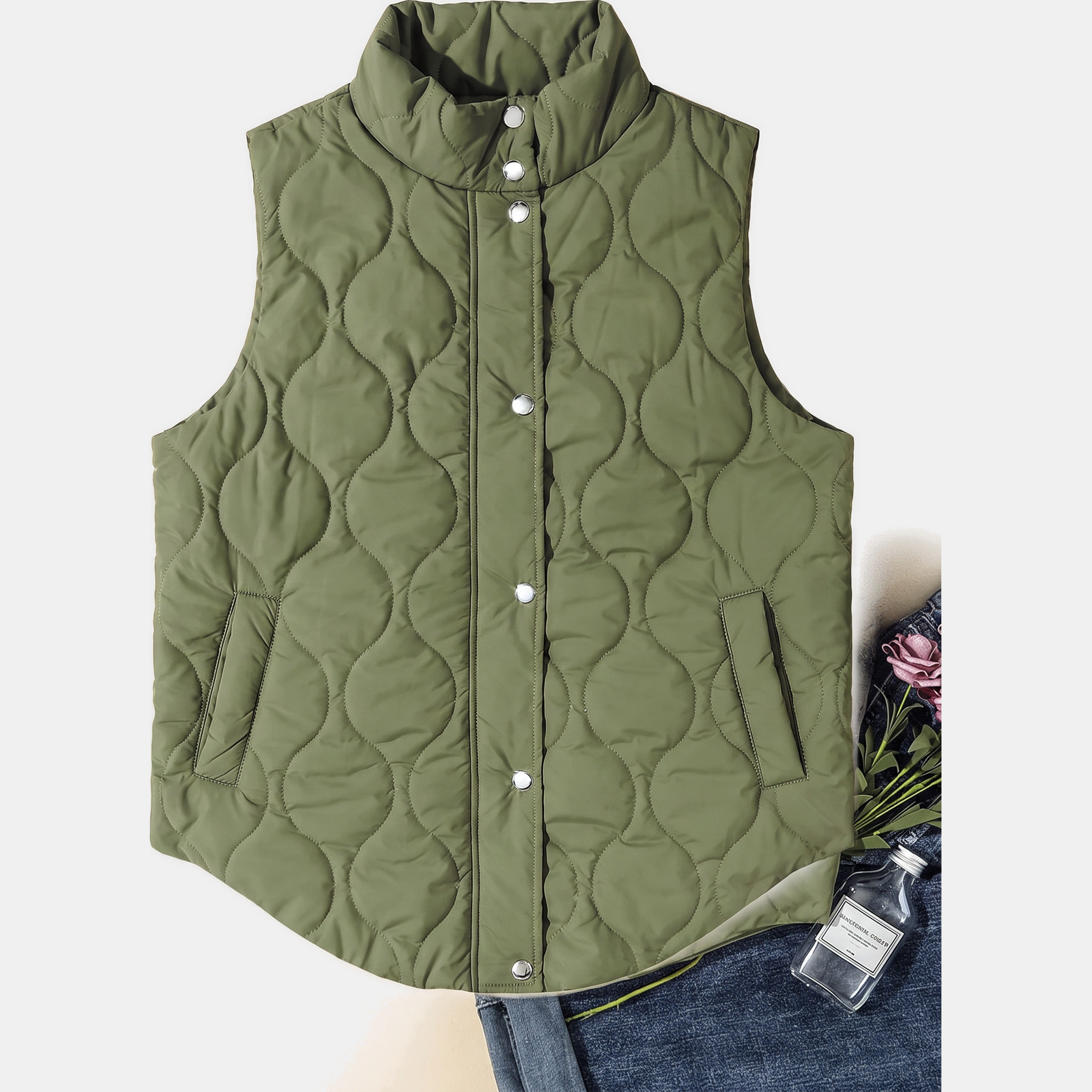 Women's Quilted Puffer Vest Sleeveless Zip and Snap Button Hooded Coat