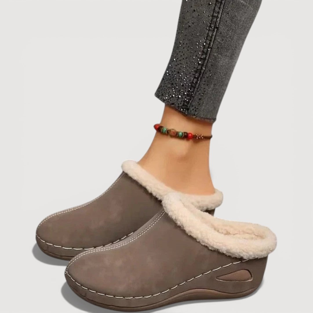 NOVI – Cozy Mule Slipper