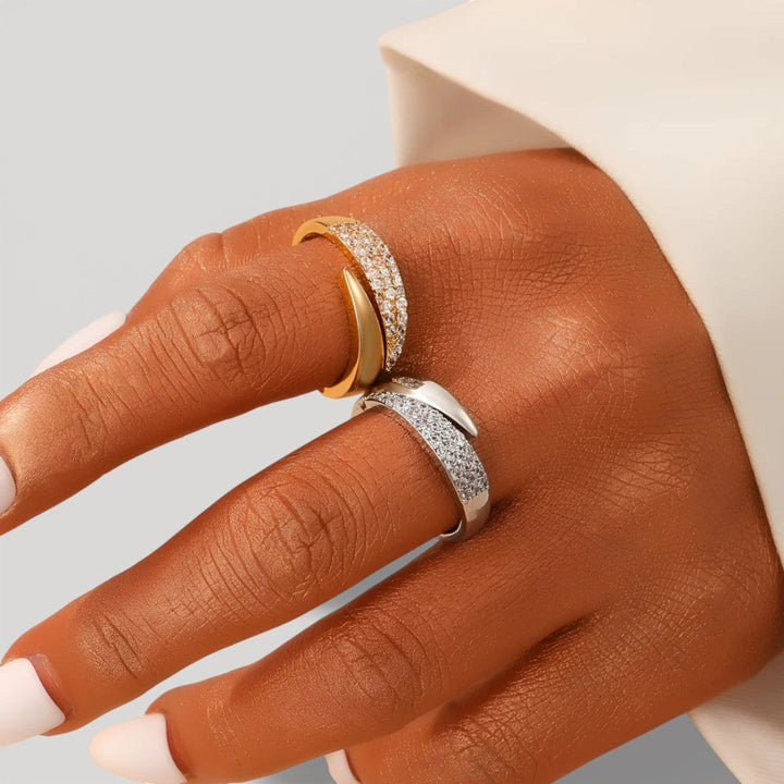 MARIE – STYLISH PAVÉ RING