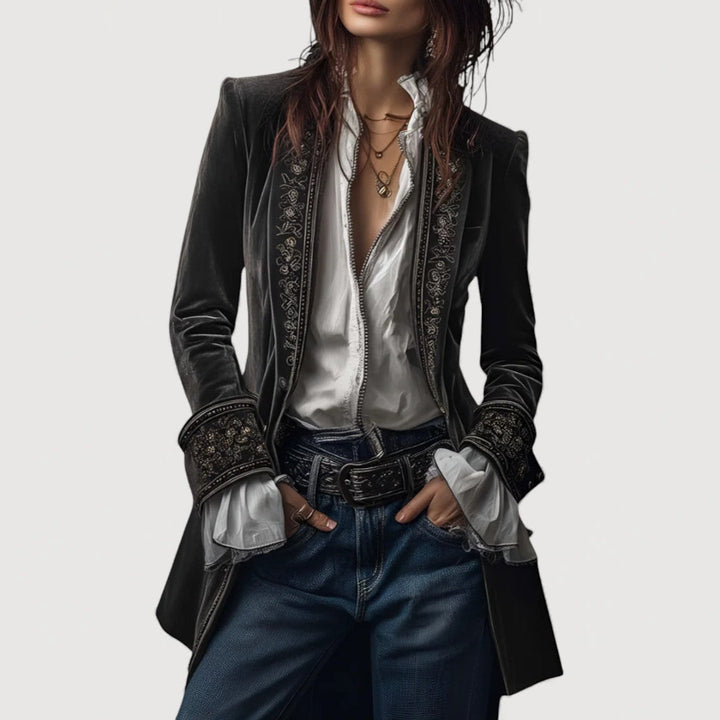 LYDIA – ELEGANT VELVET BLAZER