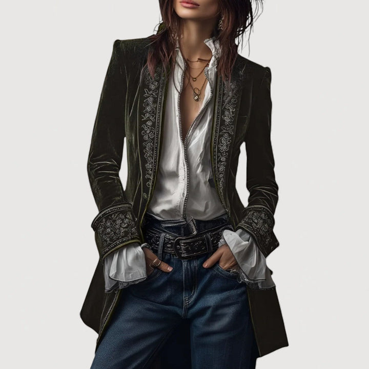 LYDIA – ELEGANT VELVET BLAZER