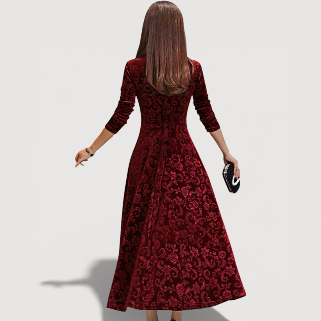 Jillian – Luxe Velvet Elegance Dress