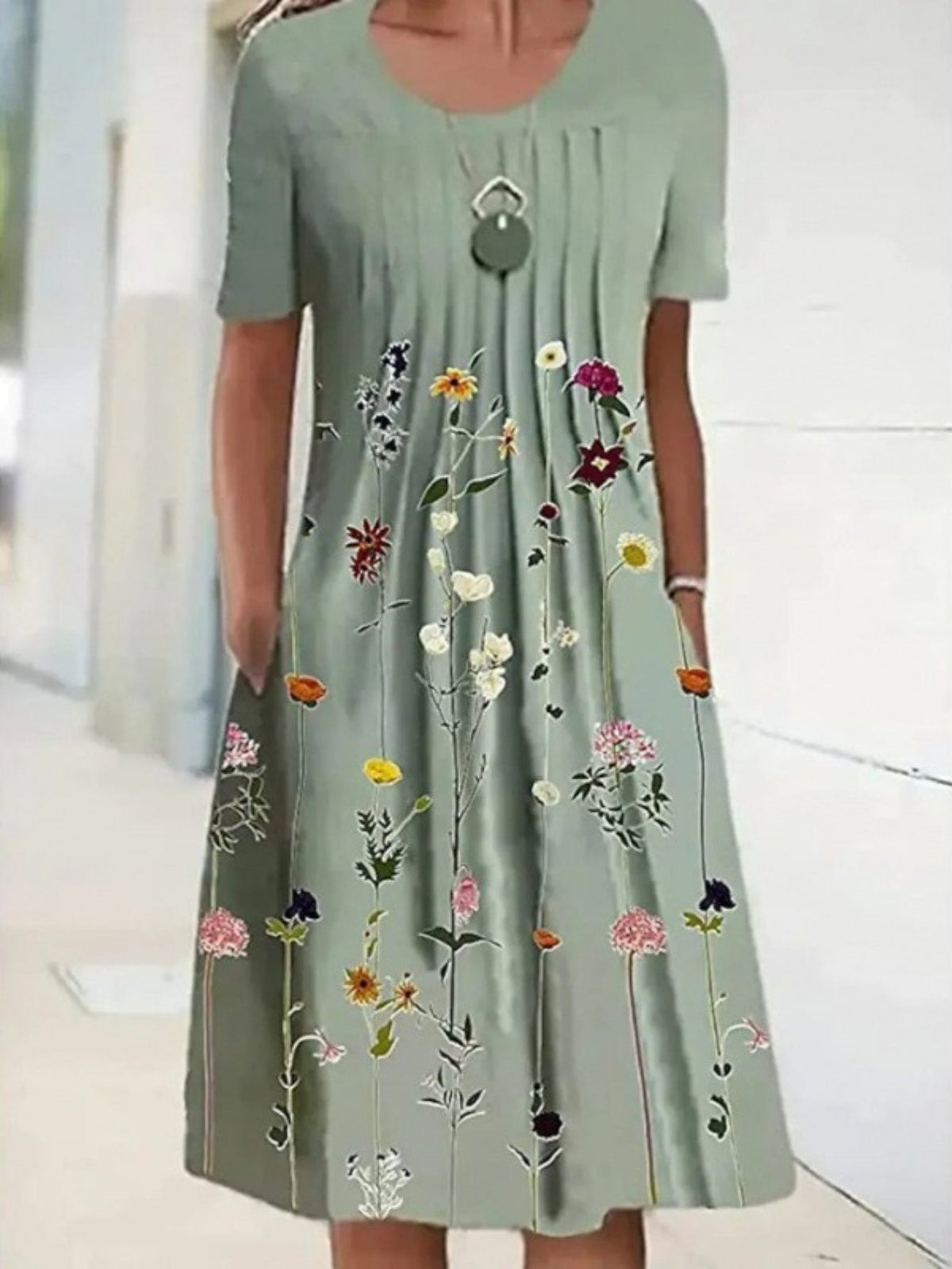 Floral Round Neck Pocket Midi Dress | Spring Summer Women'S Casual Feminine Gown, Modern Artistic Design, Layered Chic Look, Relaxed Everyday Style