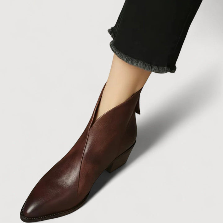 ANITA – ELEGANT LOW-HEEL BOOTS
