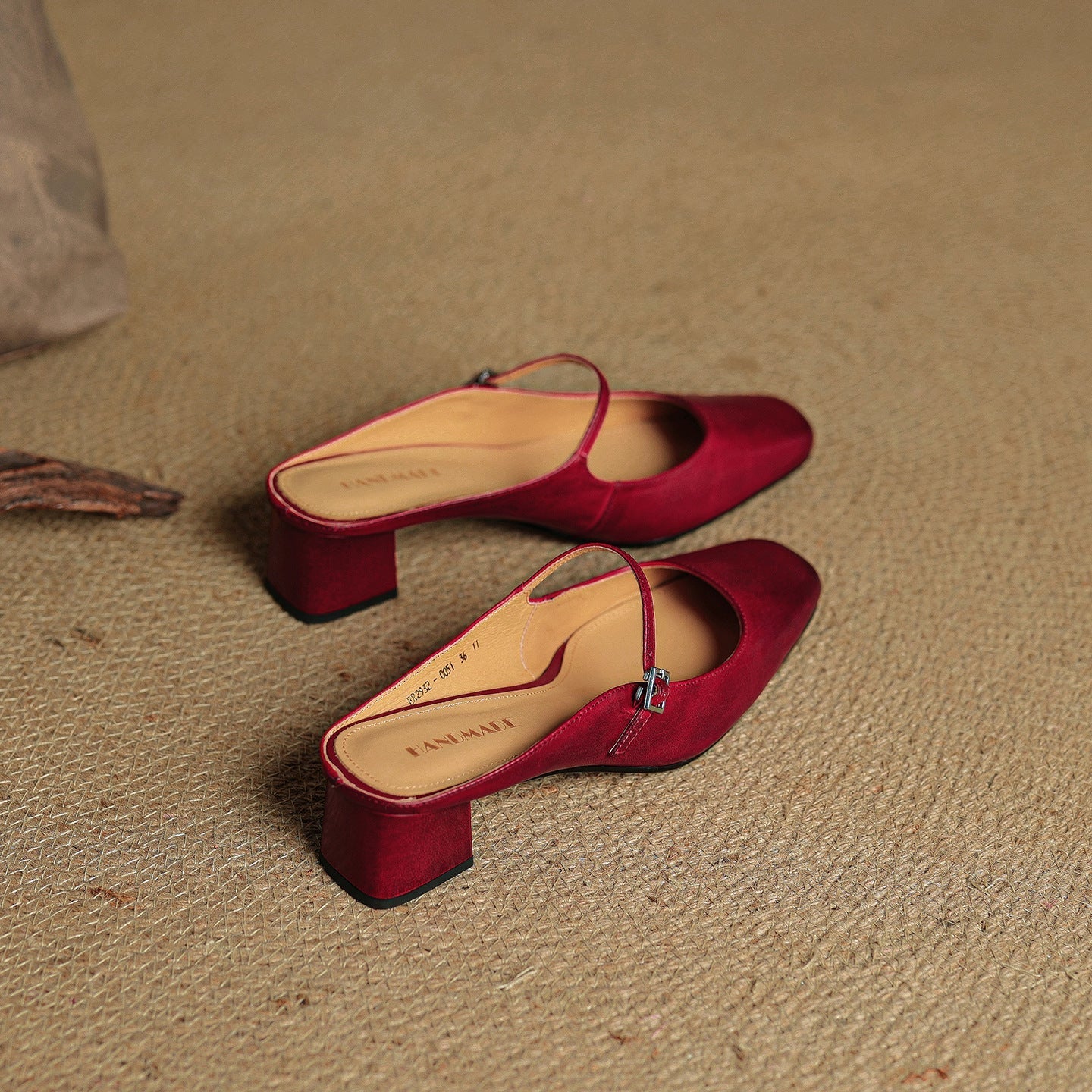 Esmer Mules