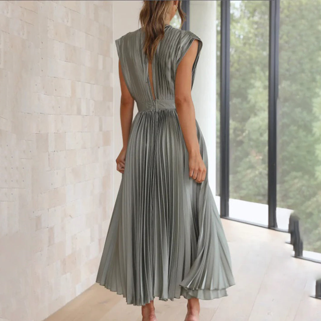 Hayes & Tate™  | Timeless Pleated Midi Dress