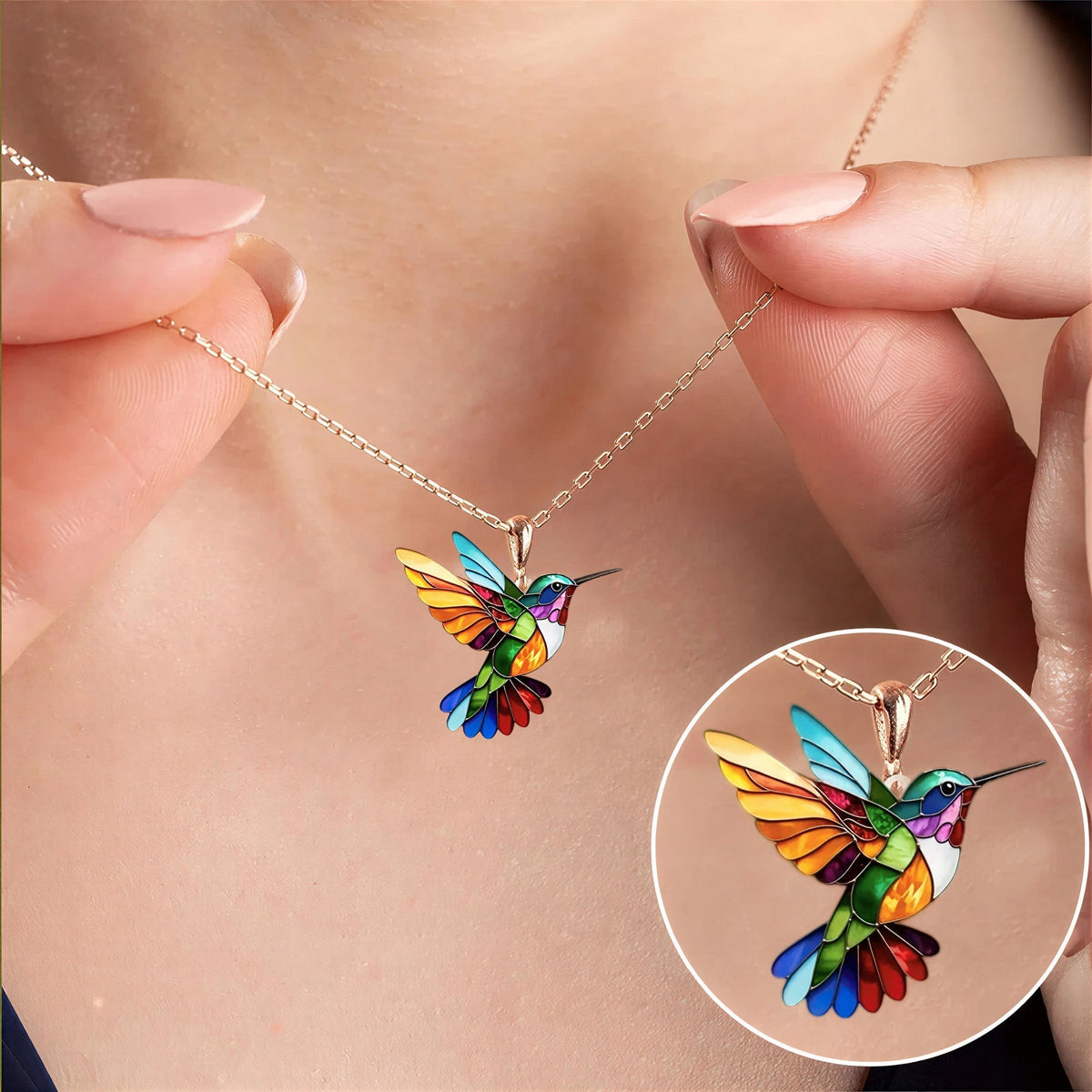 CLAIRE – Hummingbird Pendant Necklace