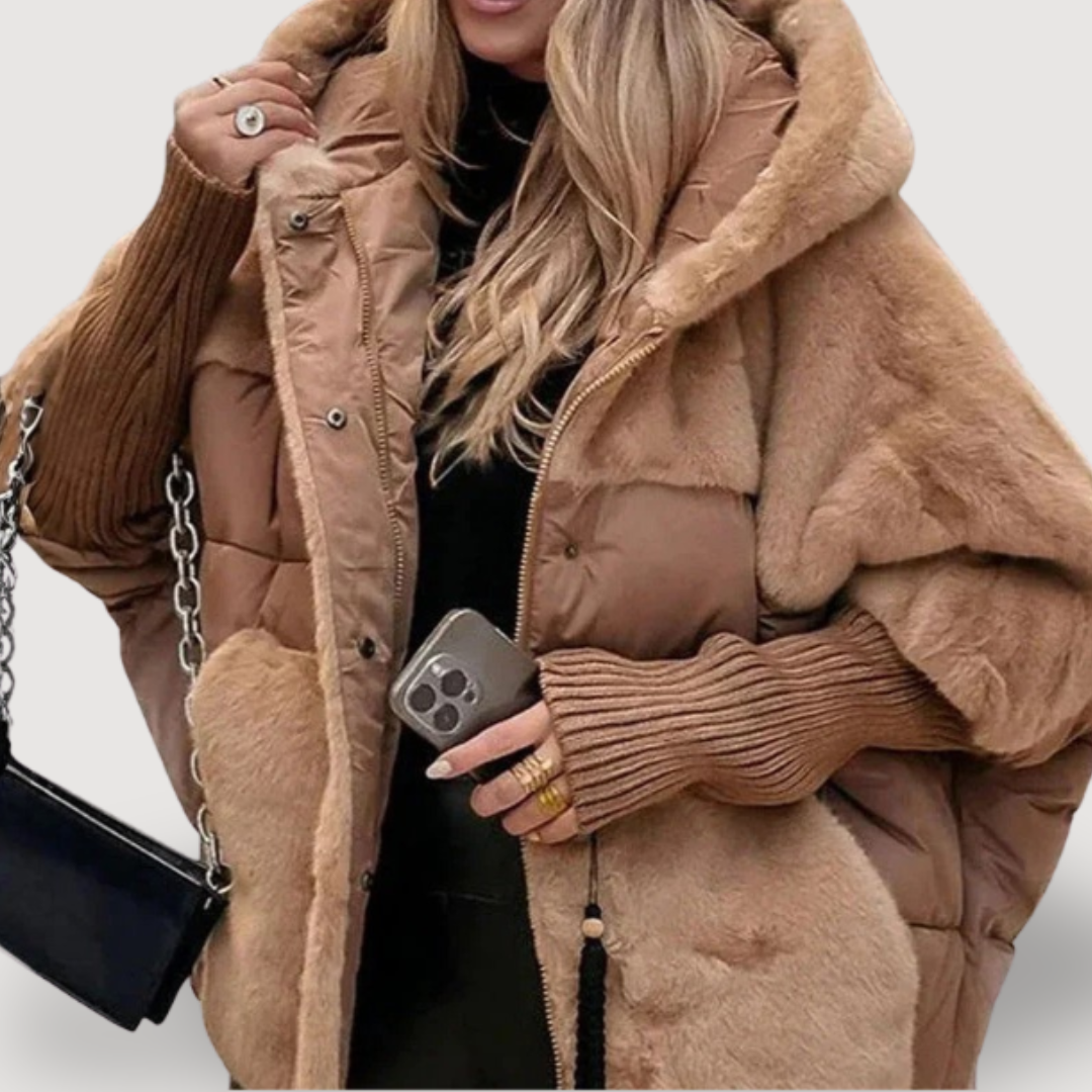 JESSY – COMFORTABLE HOODED JACKET