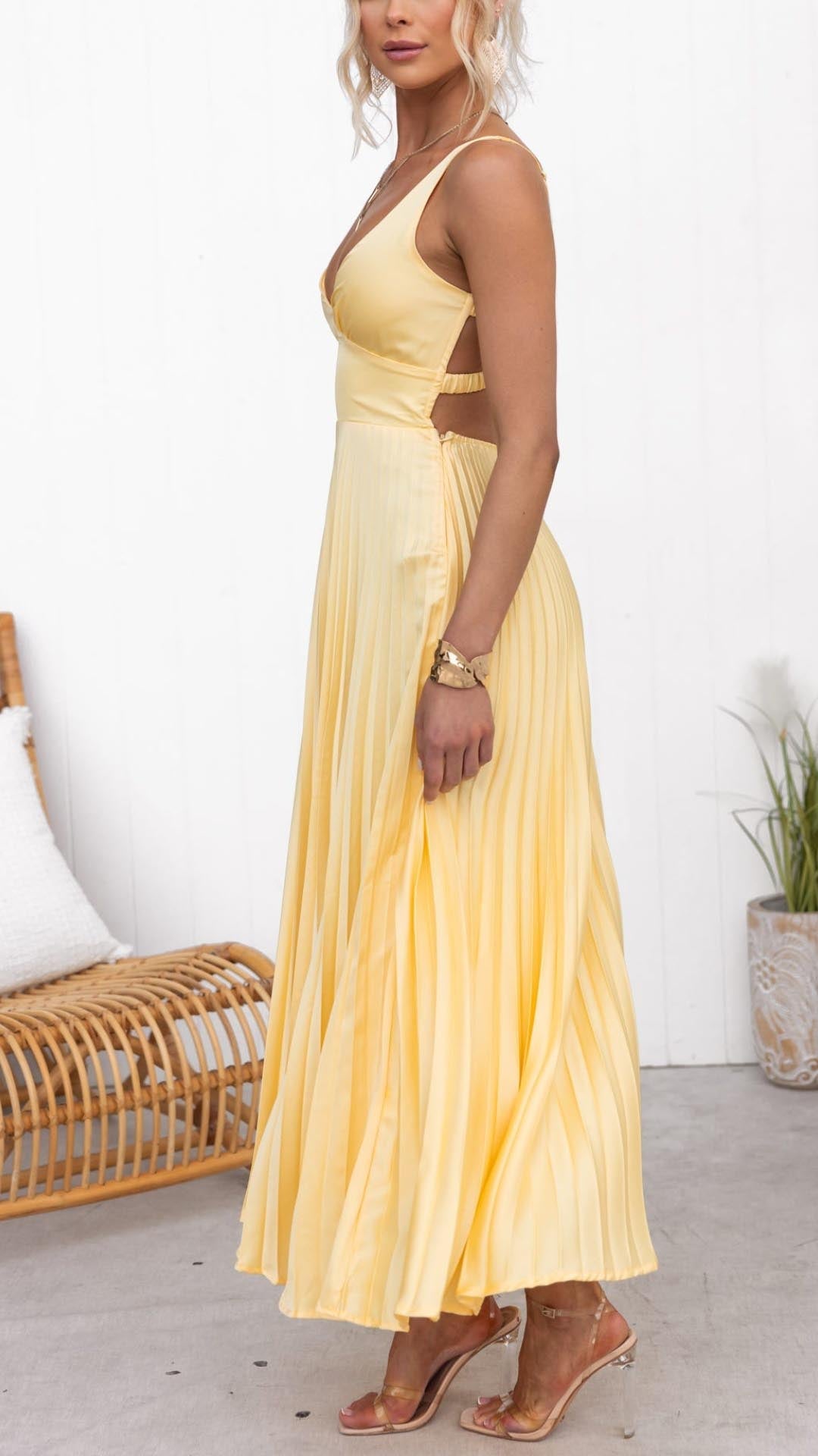 Hayes & Tate™  | Pleated V-Neck Maxi Dress