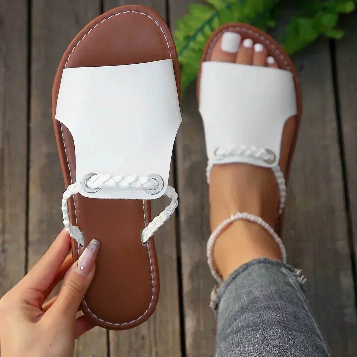 Evelisse | Slip-On Sandals