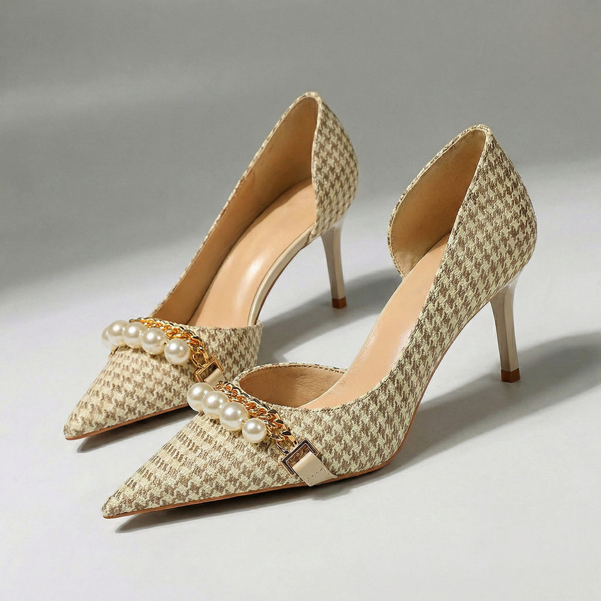 Noelle Paris Heel