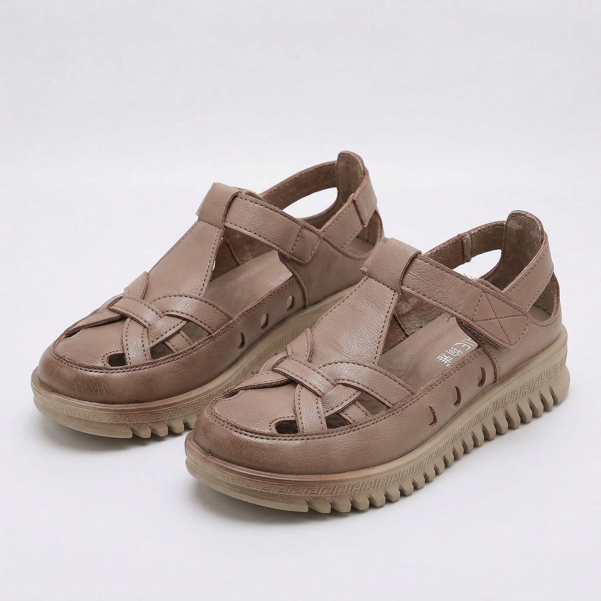 Rose – Comfortable Sandals with a Stable Sole