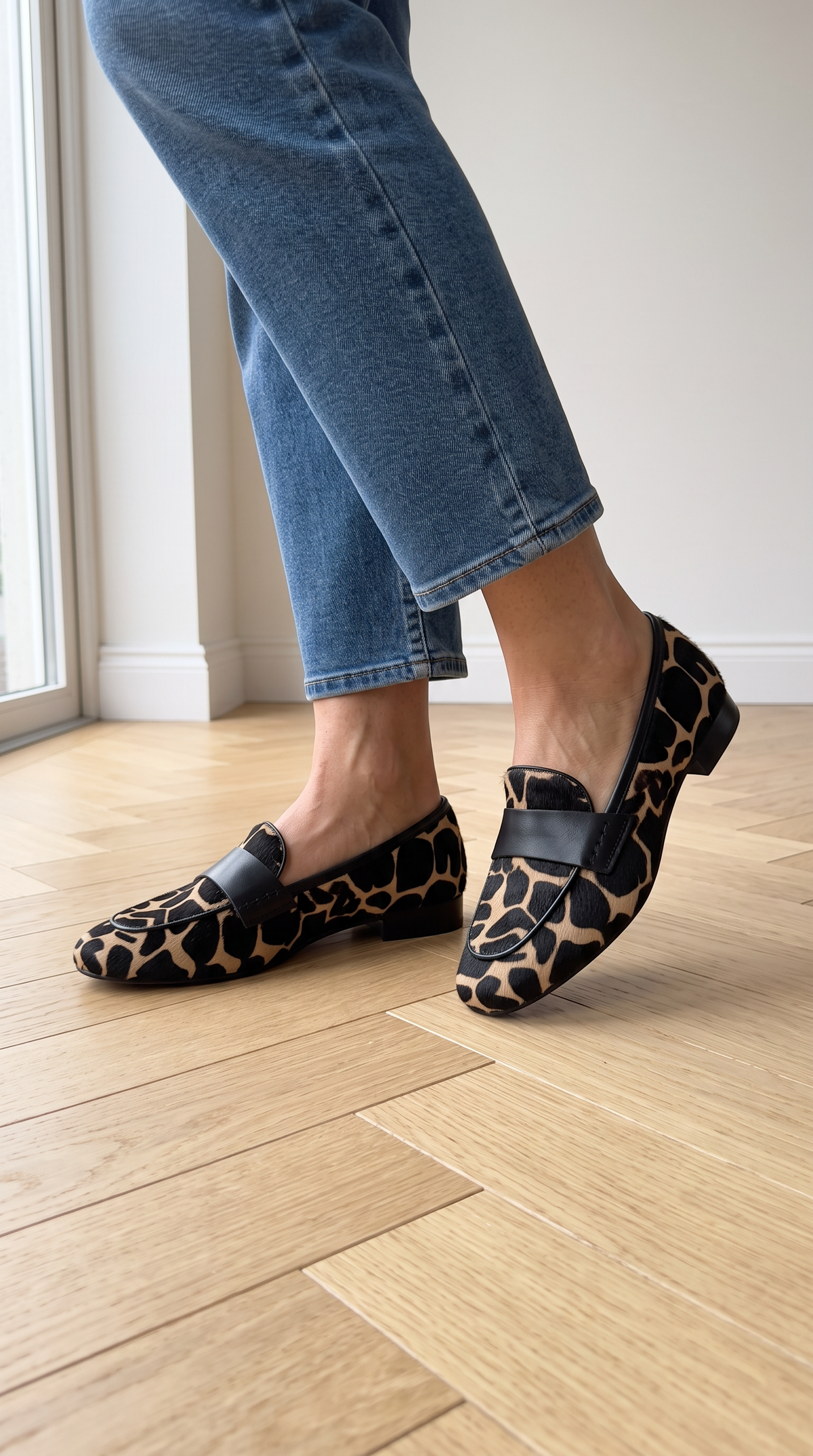 Giulia Loafers — Apricot Giraffe Print