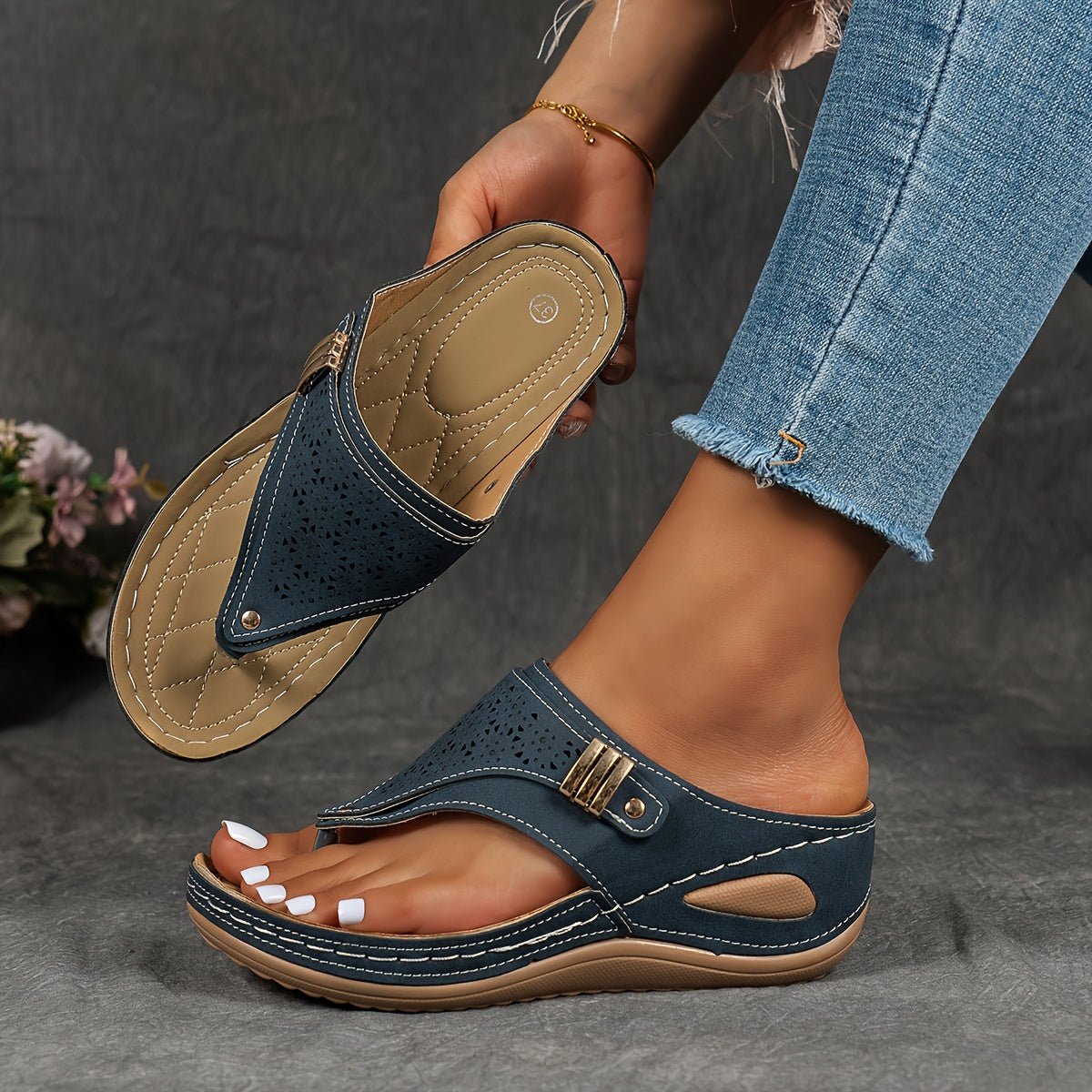 Vona | Orthopedic Sandals
